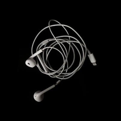 Fone que uso pra escapar de tudo